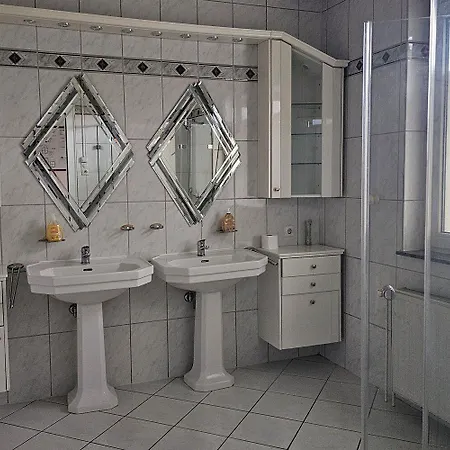 Highway Guest house Lohne (North Rhine-Westphalia)