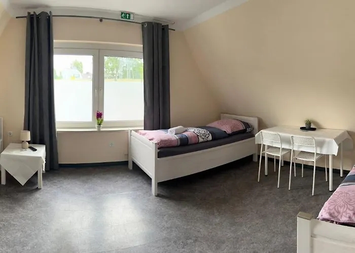 Highway 2* Lohne (North Rhine-Westphalia)